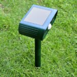 2-Piece: Outdoor Solar Ultrasonic Pest Repeller - Bilde 6