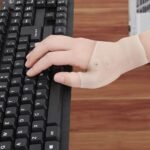 Magnetic Therapy Thumb Wrist Support Brace Sleeve - Image 4