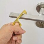 No-Contact Door Opener Hand Key Tool - Bilde 8