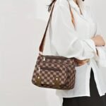 Women's Multi Pocket Plaid Pattern Crossbody Bag - Image 7